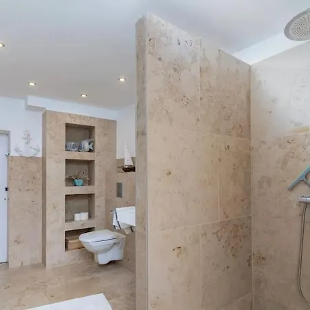 Fischerhaus 2, Ostsee, 5 Min. Zum Strand, 8 Pers. *