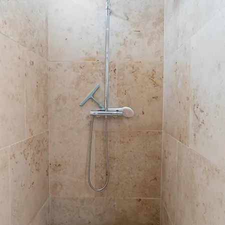 Fischerhaus 2, Ostsee, 5 Min. Zum Strand, 8 Pers. Kröslin