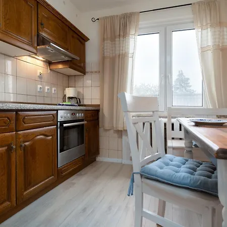 Fischerhaus 2, Ostsee, 5 Min. Zum Strand, 8 Pers. Prázdninový dům Kröslin